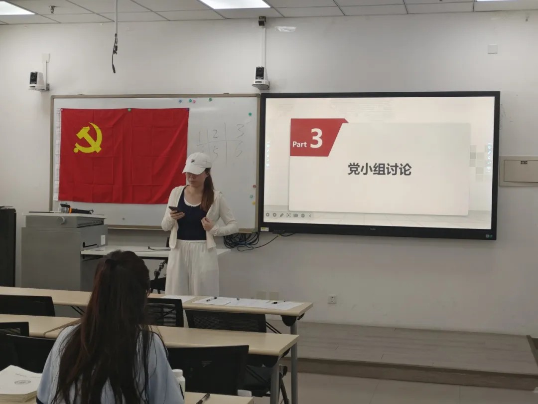 E.jpg E.jpg